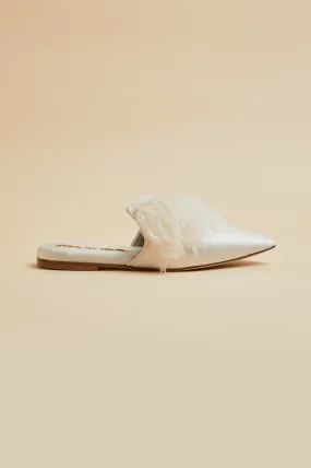 Contessa Juliet White Silk Slippers