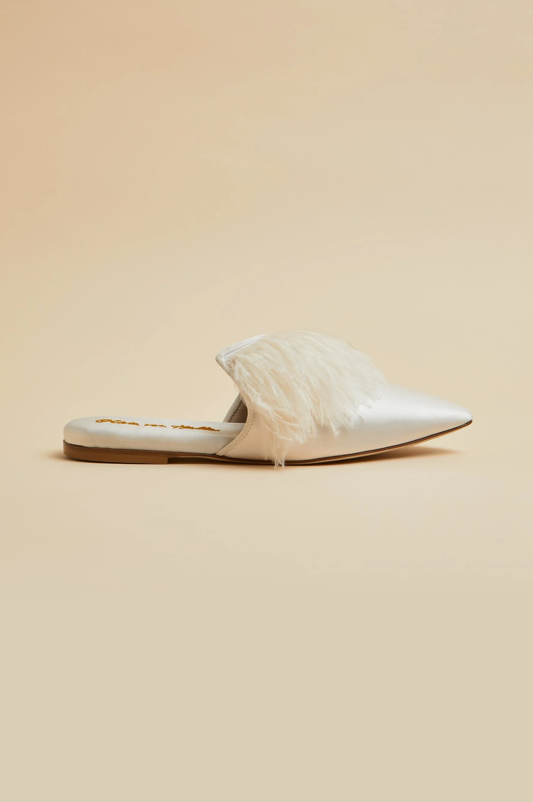 Contessa Juliet White Silk Slippers