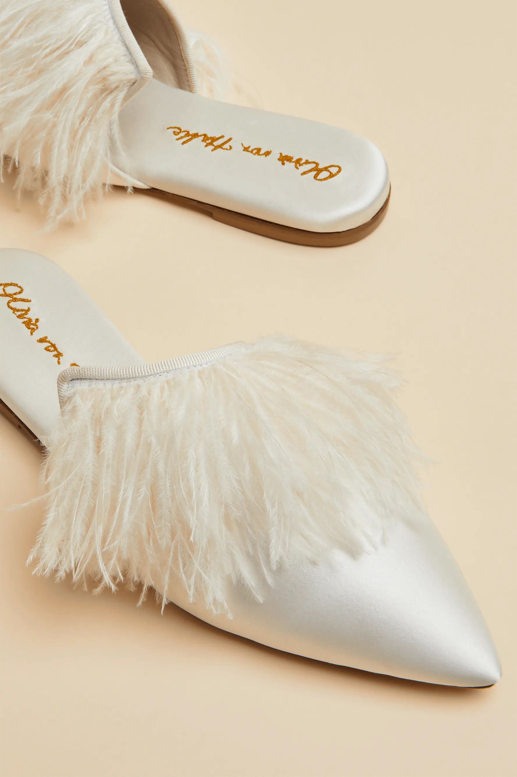 Contessa Juliet White Silk Slippers