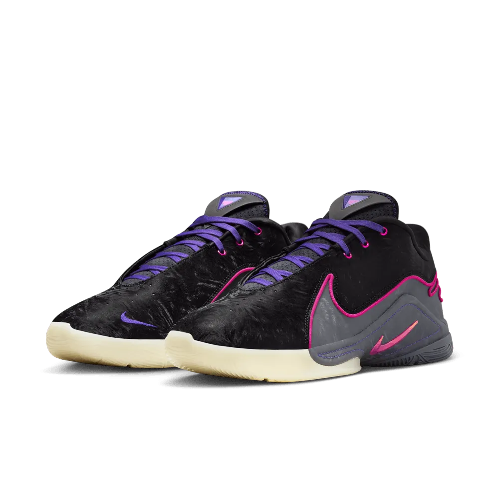 Nike LeBron XXII "Tunnel Vision" Basketball Shoes