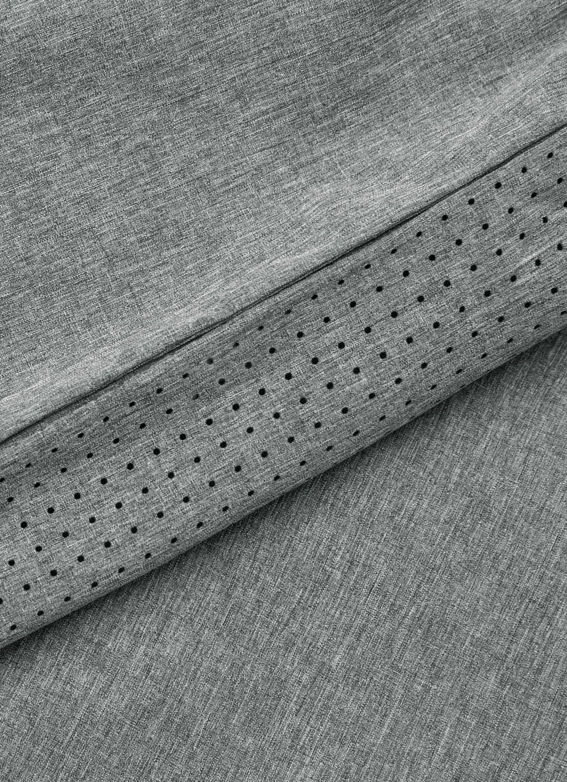 Type 3 Tech Short (19") Carbon - Sale