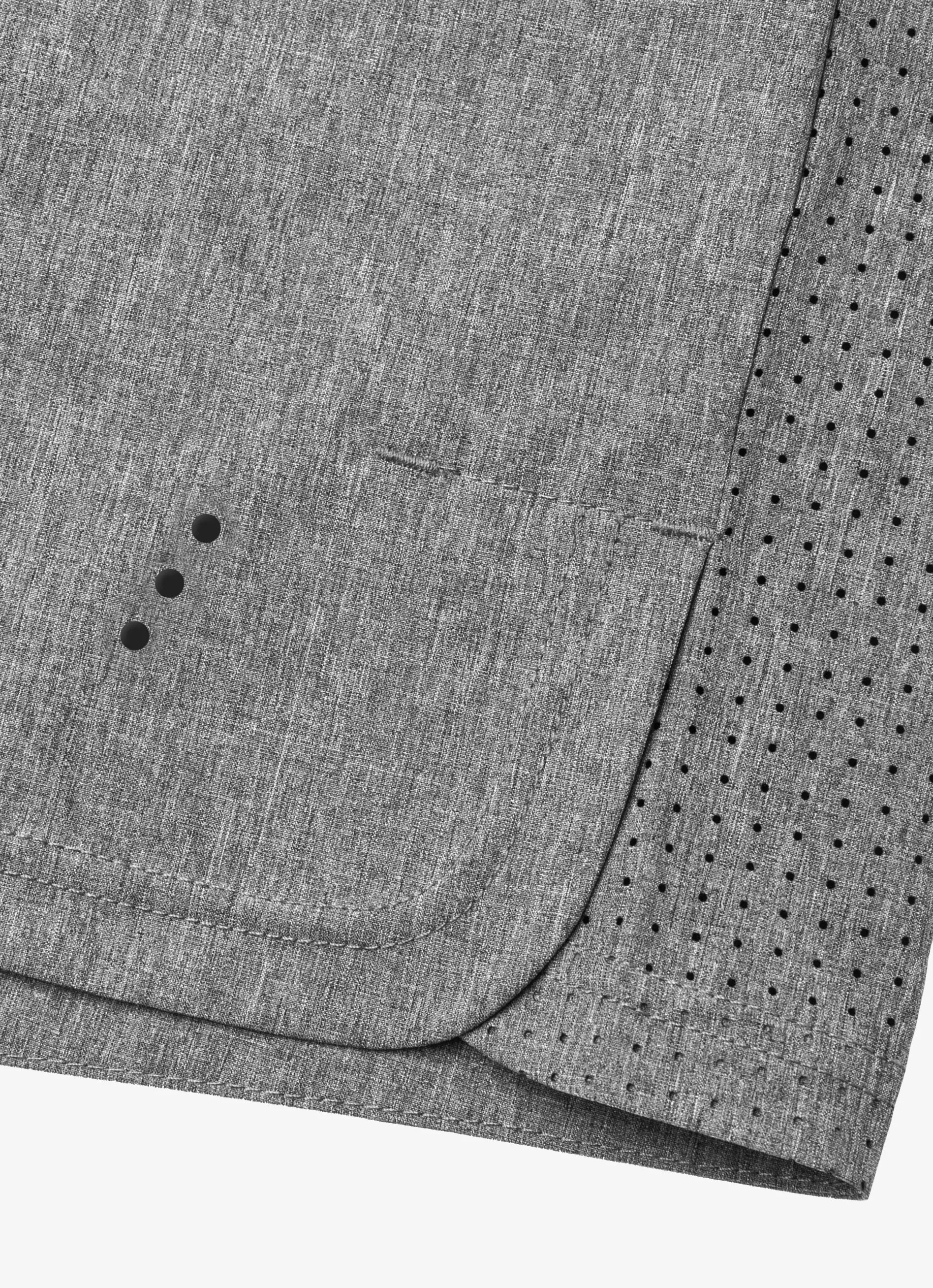 Type 3 Tech Short (19") Carbon - Sale